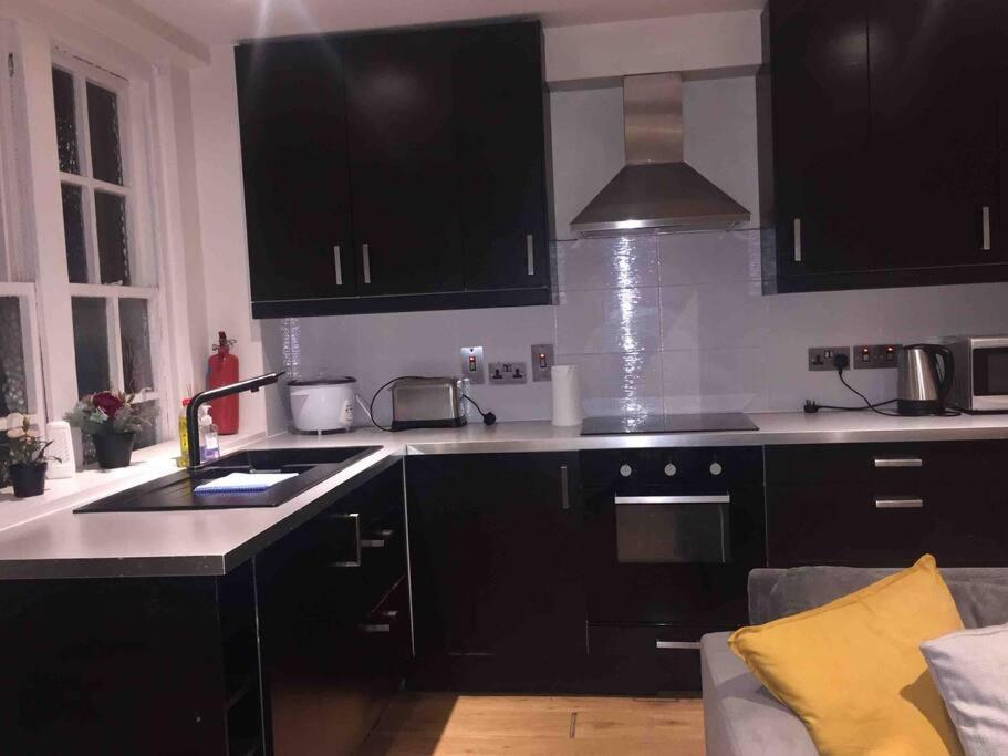 Apartament Stunning 3 Bedroom In