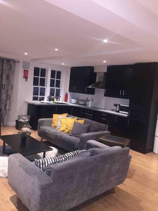 Stunning 3 Bedroom In * Londra