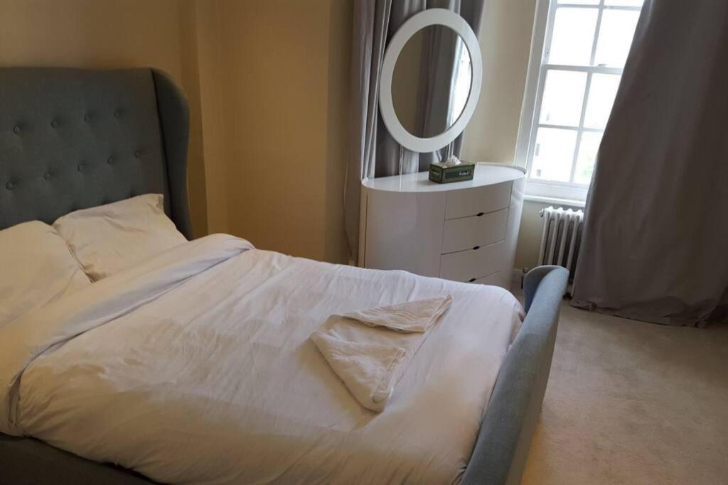 Stunning 3 Bedroom In Apartament